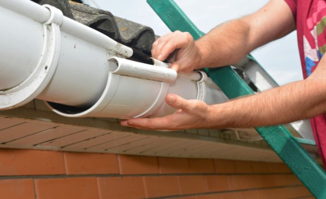 An Homeowner’s Guide to Affordable Gutter Repair in West Columbia, South Carolina